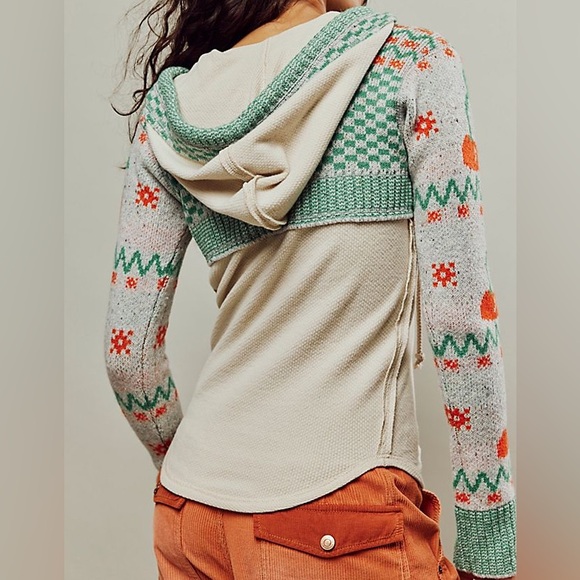 Free People We the Free Cherry Cola Swit Cuff Thermal Knit Pullover Hoodie - Picture 2 of 8